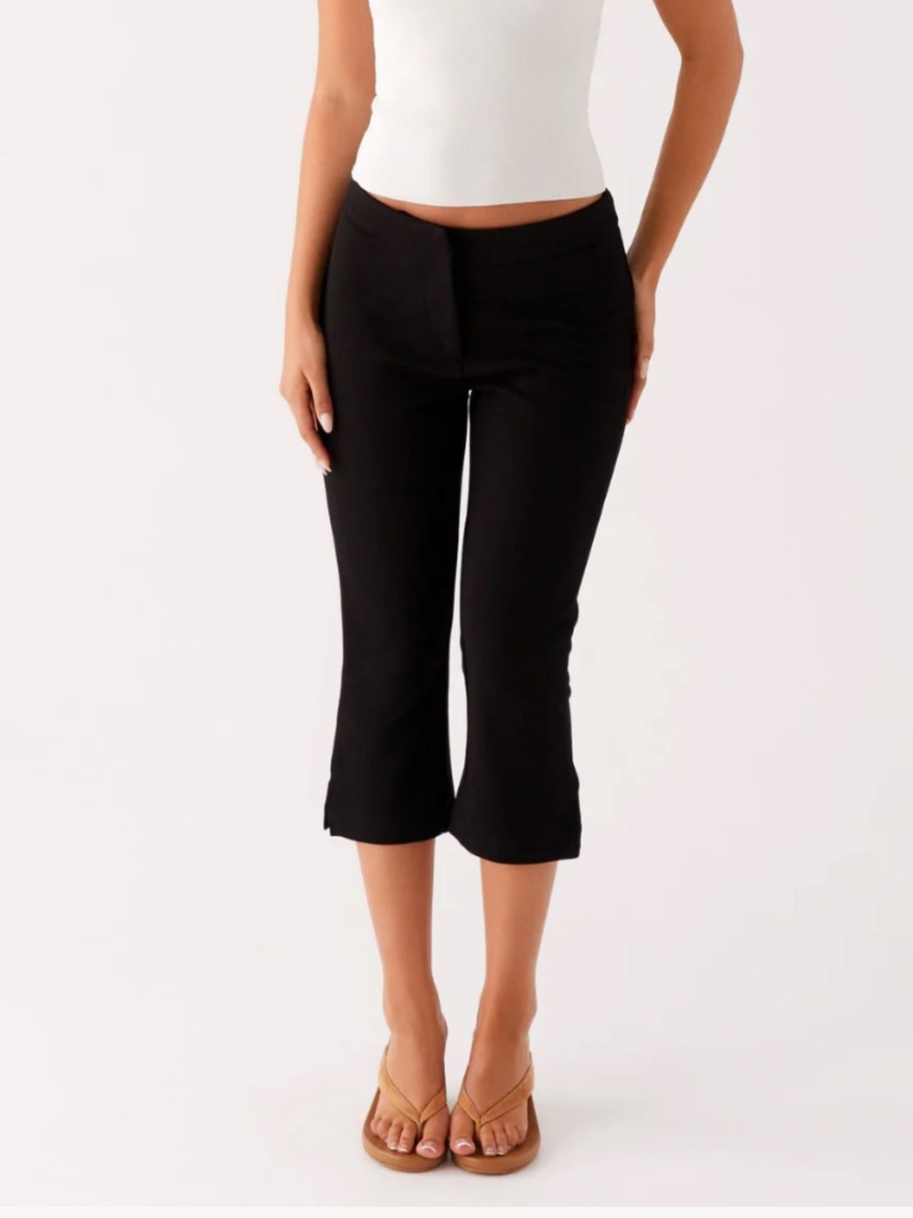 Peppermayo Rue Capri Pants - Black